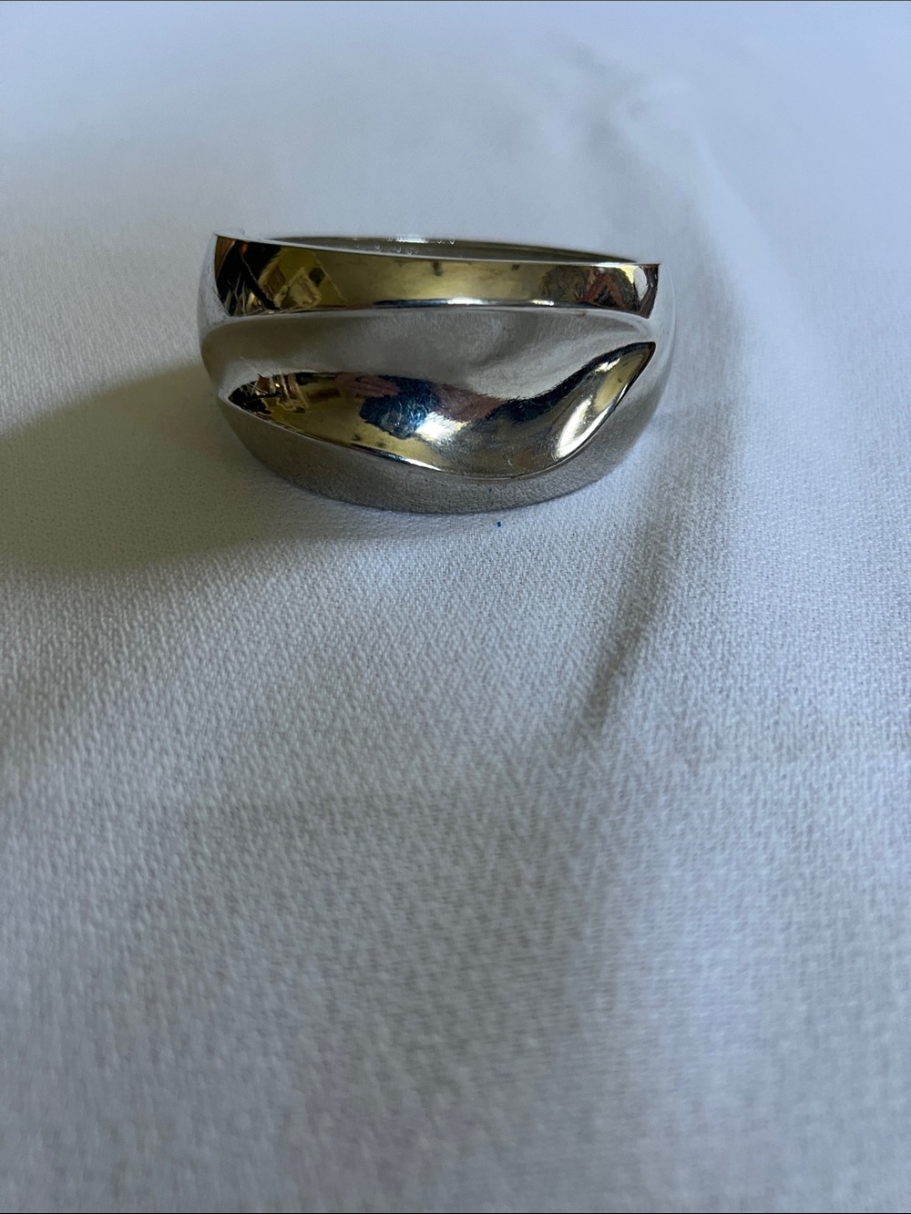 Elegant Silver Tone Women's Cuff Bracelet